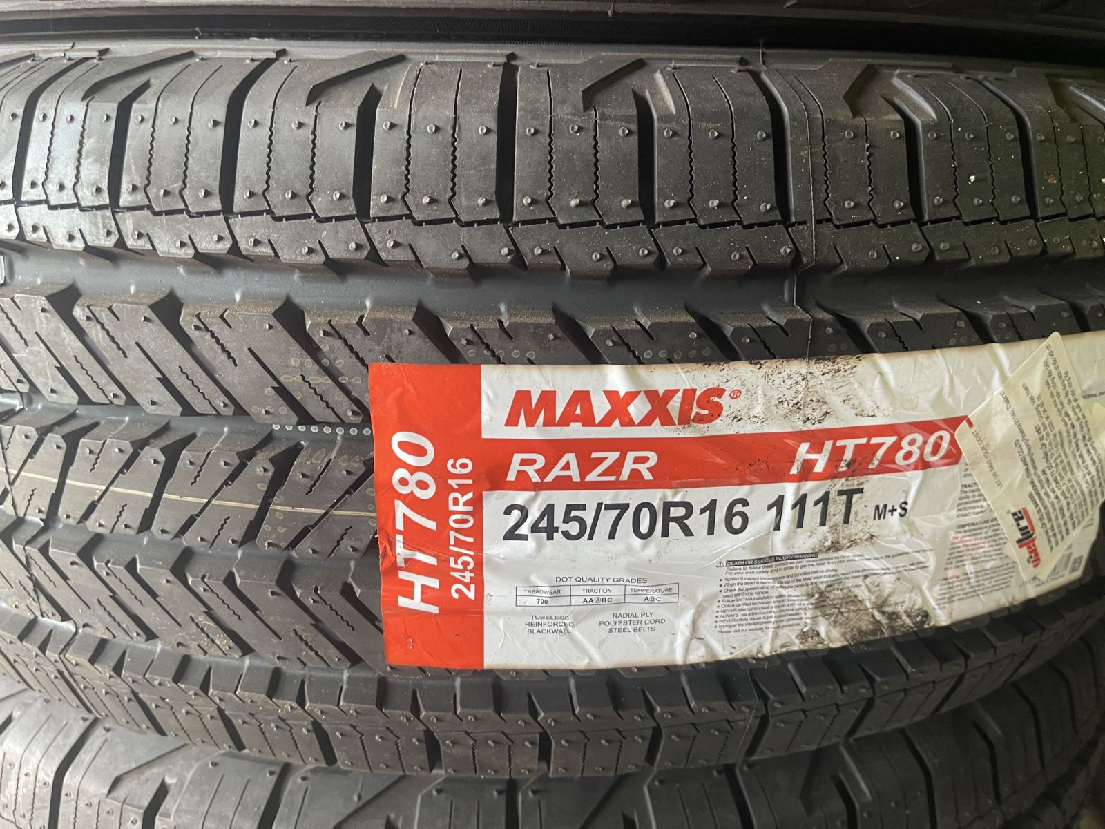 Cách đọc thông số lốp xe ô tô và ý nghĩa các ký hiệu cơ bản trên lốp xe ô tô